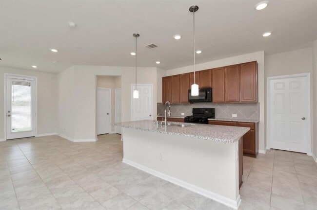 Building Photo - 25303 Western Sage Ln