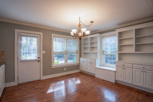 Building Photo - Adorable 3 Bedroom Sherwood Home