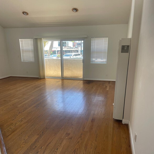 Building Photo - 1302 Electric Ave