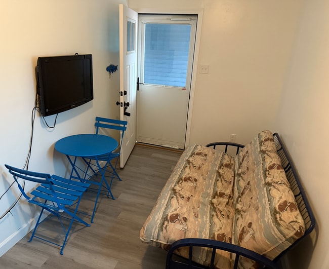 Building Photo - 1027 Ocean Ave