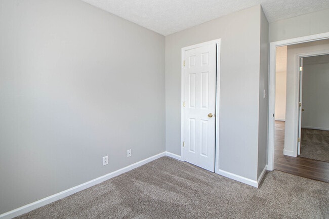 Building Photo - 107 Sidney Ct