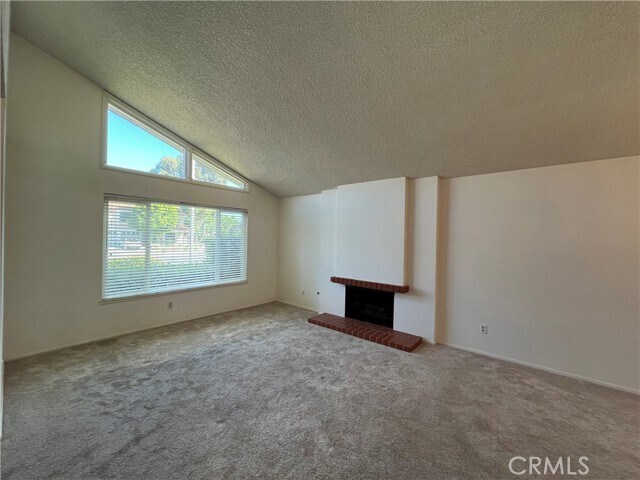 Building Photo - 11735 La Tierra Ct
