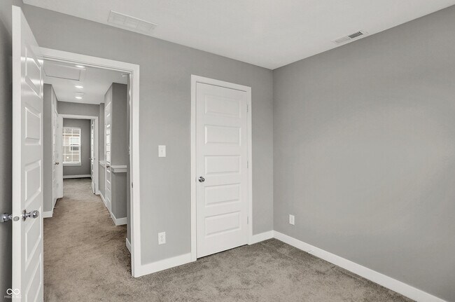 Building Photo - 3517 Buckner Dr