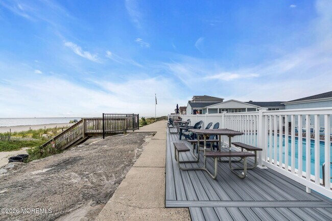 Building Photo - 1201 Ocean Ave