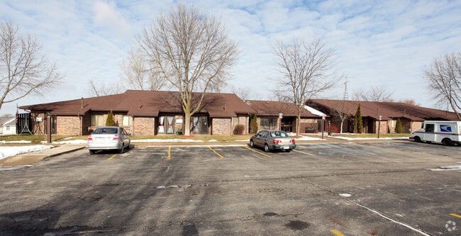 Building Photo - Willow Tree Village