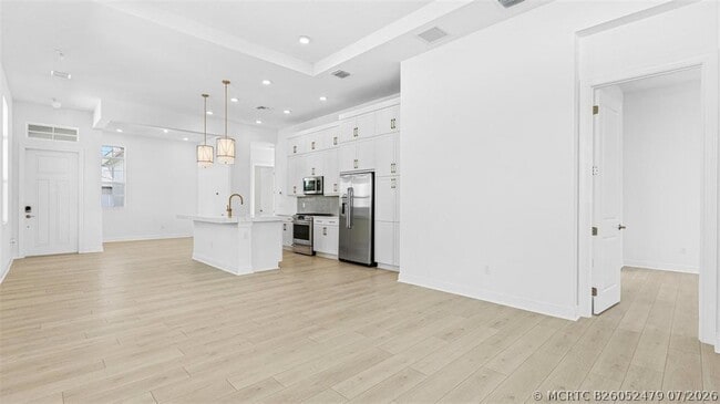 Building Photo - 4954 Rivo Alto Cir