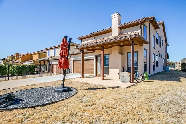 Building Photo - 8201 Choctaw Ln