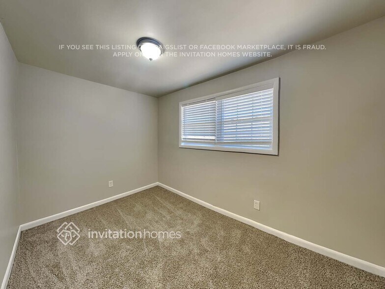 Building Photo - 2182 Chestnut Log Loop