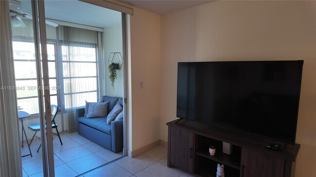 Building Photo - 5961 NW 61st Ave