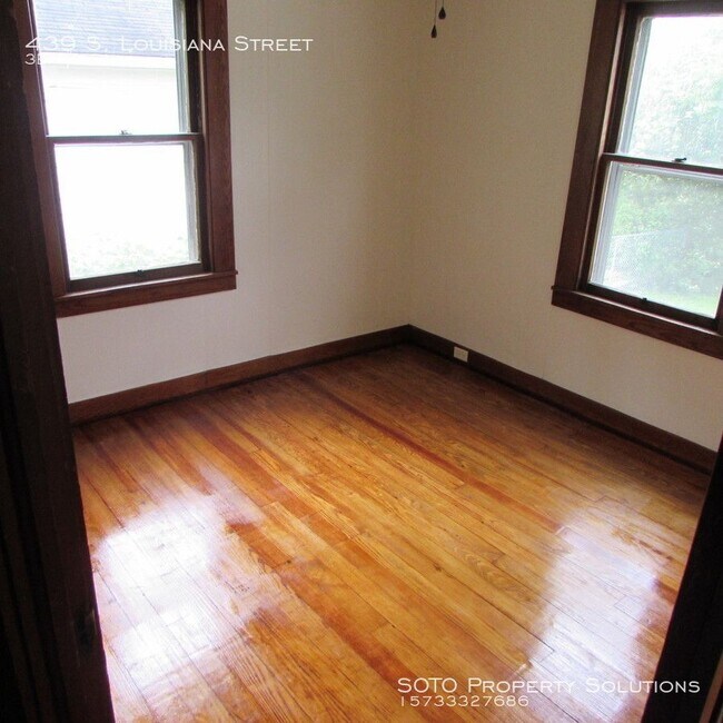 3BD/1BA House HUD accepted 439 S Louisiana St Cape Girardeau MO 63703