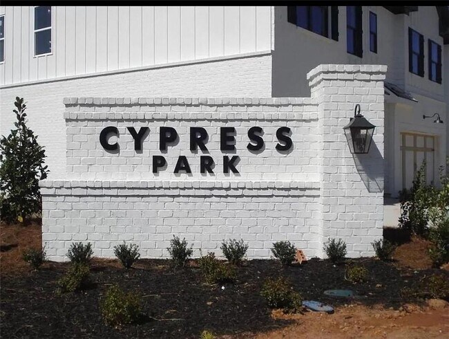 Building Photo - 4733 Cypress Pk Dr