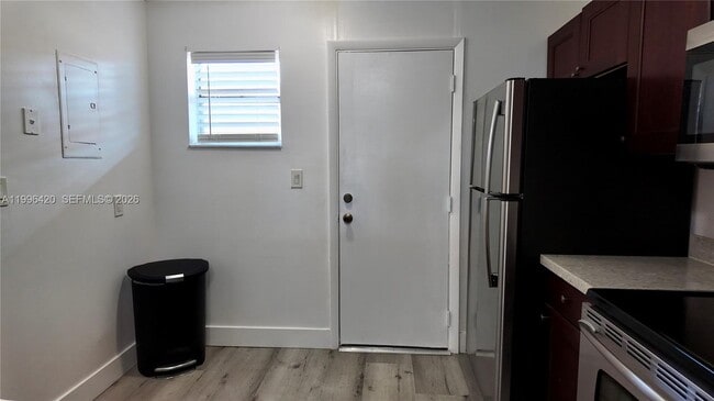 Building Photo - 403 NW 68th Ave