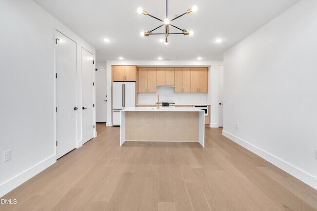 Building Photo - 29 Enterprise St