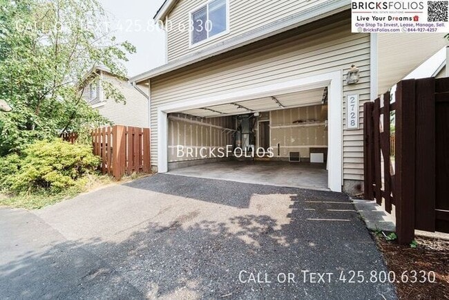 Building Photo - Spacious Home For Rent in Crosswater, Lake...