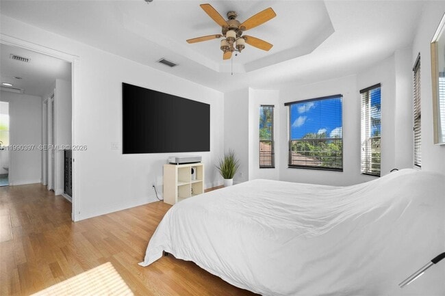 Building Photo - 2707 SW 135th Ave