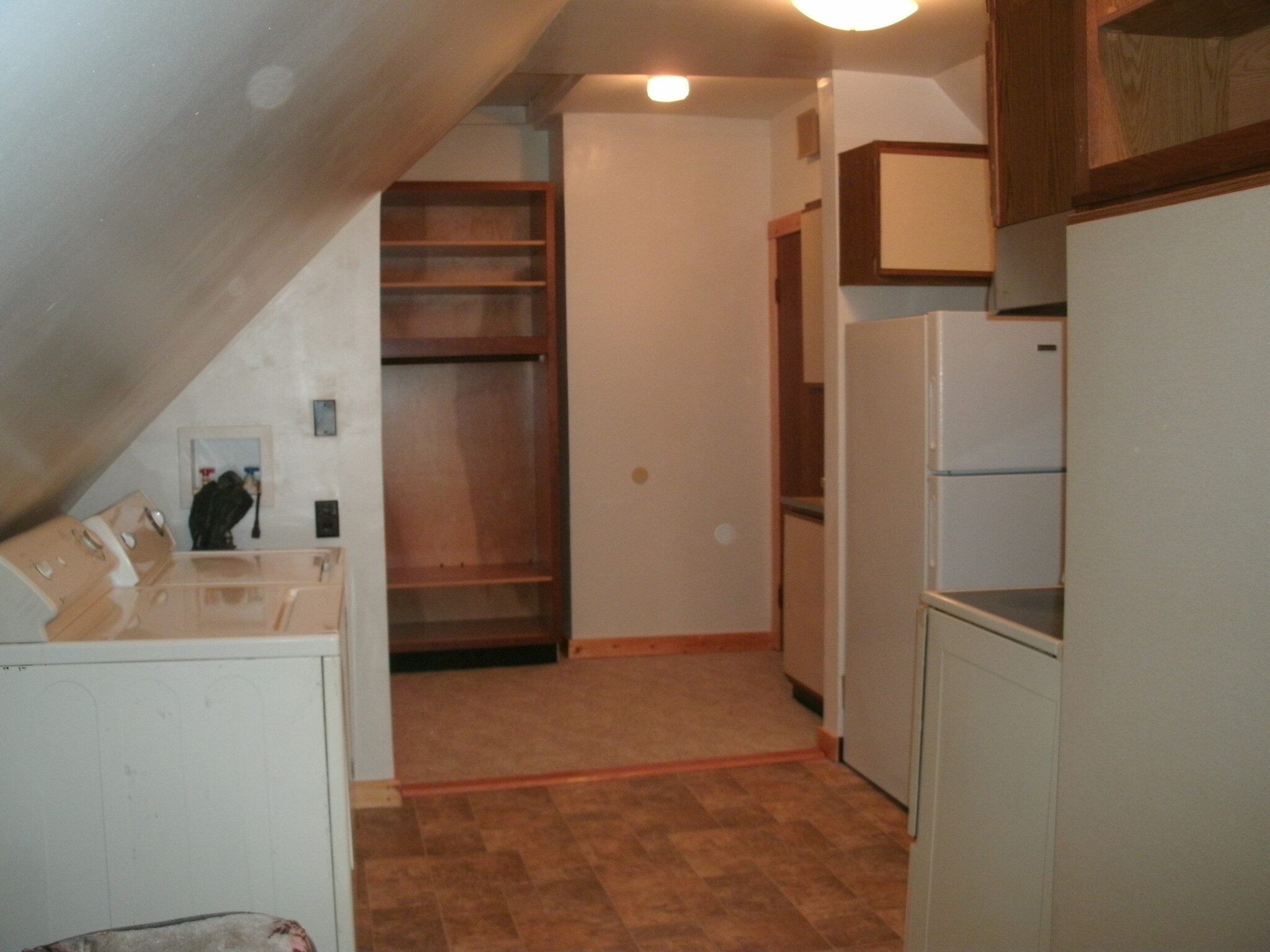 Building Photo - 414 S Jefferson St