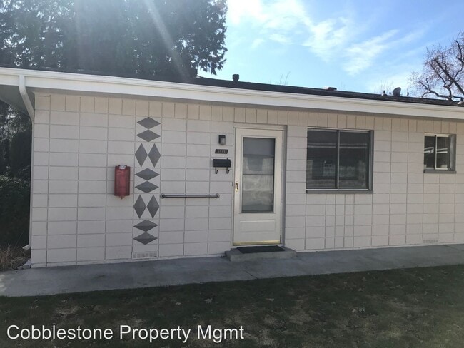 Building Photo - 1 br, 1 bath Apartment - 1805 Harrison Blvd.