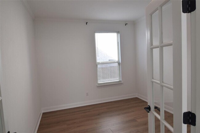 Building Photo - 22212 Coyote Cave Trl