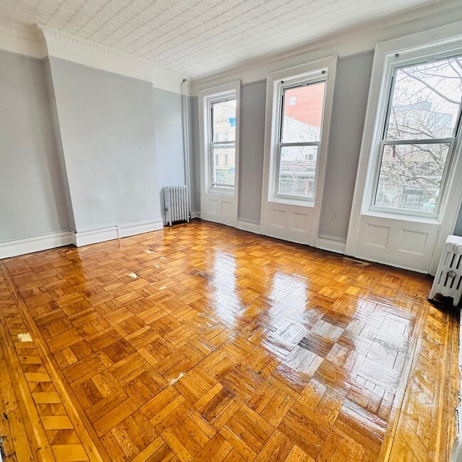 Building Photo - 706 Washington Ave