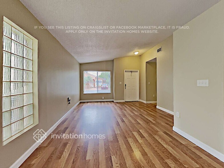 Building Photo - 9621 SW 164th Ct