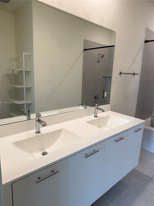 Building Photo - 8167 NW 41st St