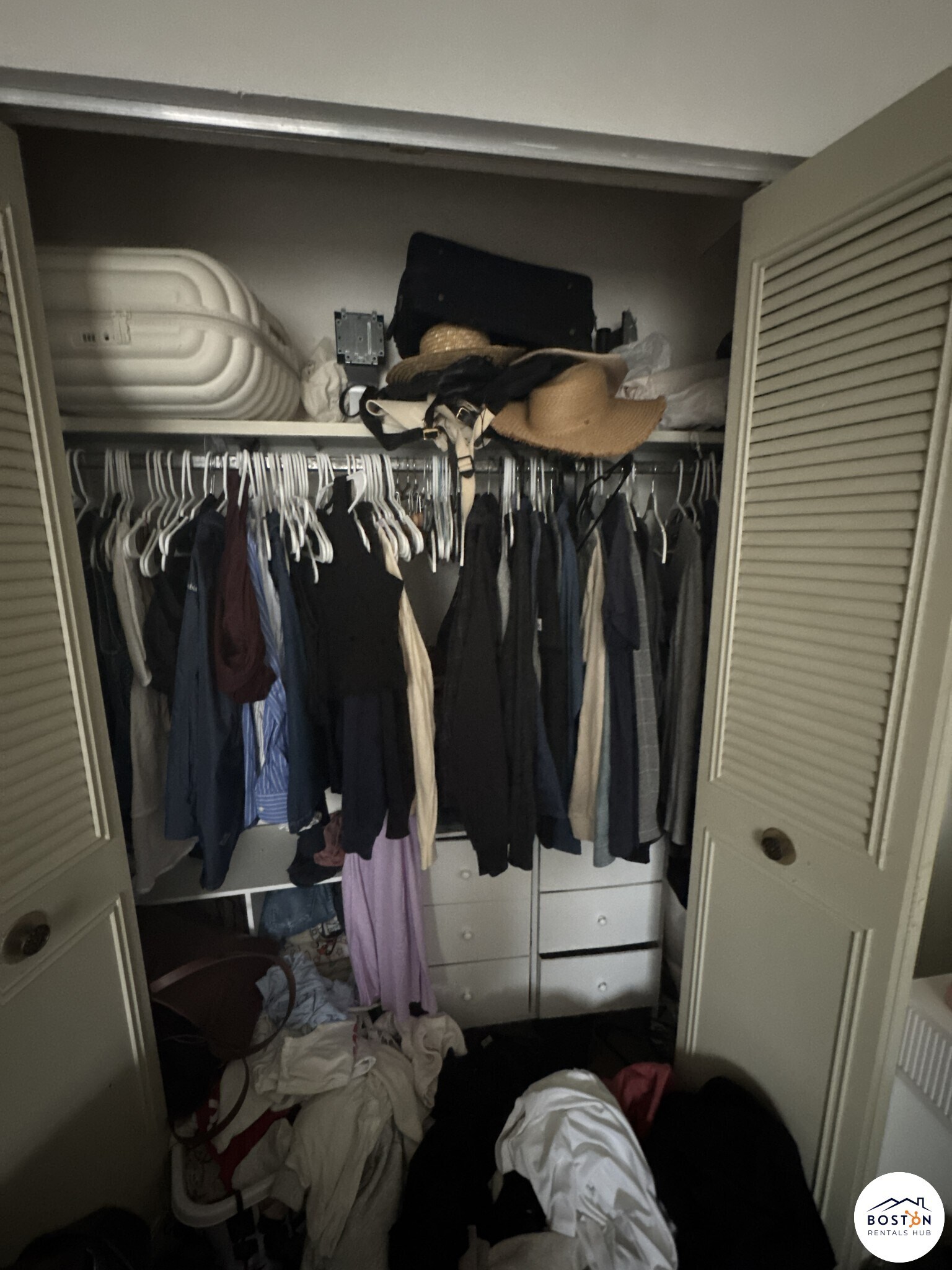 Building Photo - 74 Gardner St