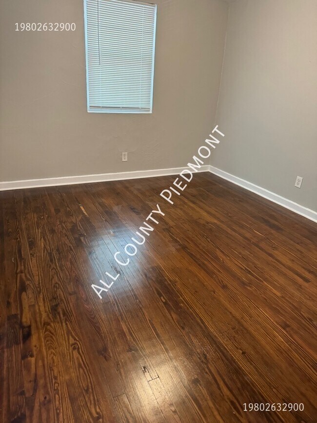 Building Photo - 2020 Rush Wind Dr