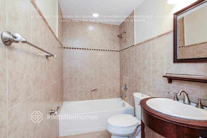 Building Photo - 9646 Wolcott Pl