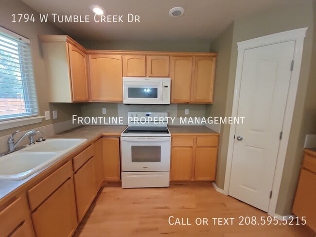 Building Photo - 1794 W Tumble Creek Dr