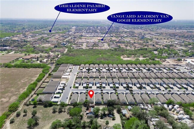 Building Photo - 1704 W Garrison Dr