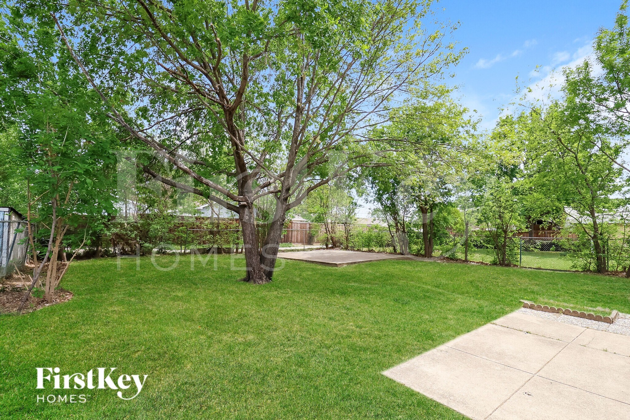 Building Photo - 2918 Rayswood Dr