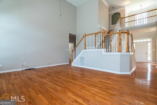 Building Photo - 225 Heritage Lake Dr