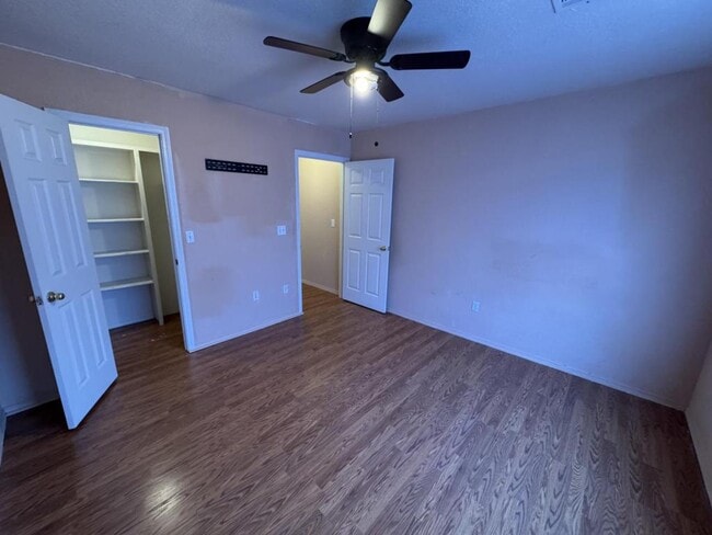 Building Photo - 2504 Tanglewood Ct
