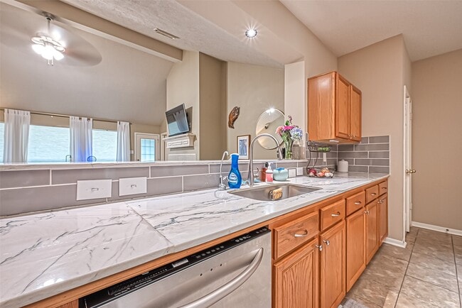 Building Photo - 1803 Moston Dr