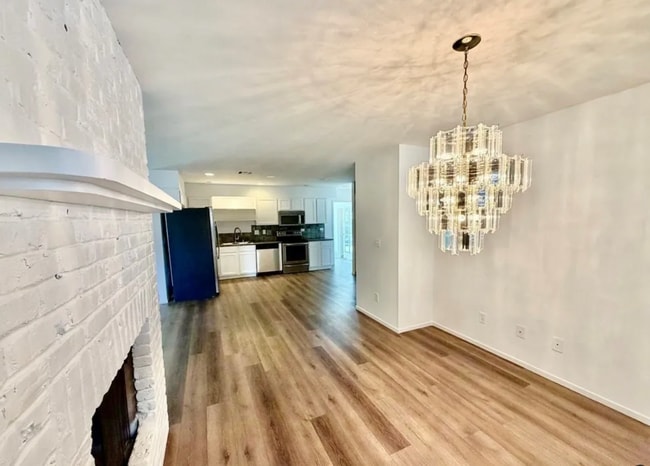 Building Photo - Charming Home in Central Las Vegas