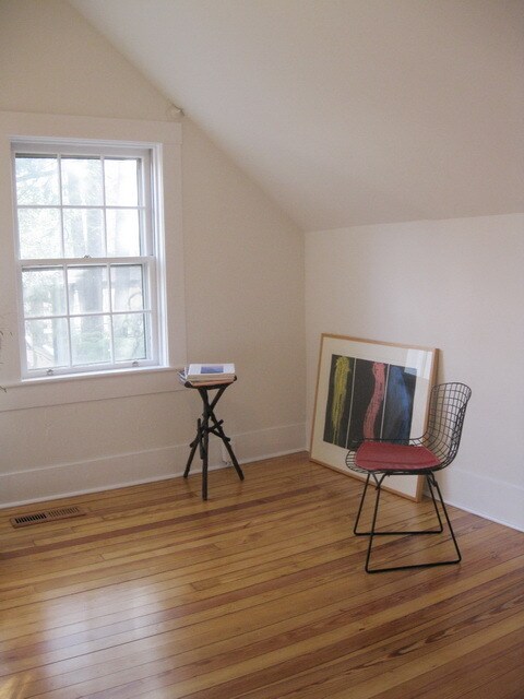 Building Photo - 76 Gertrude Pl