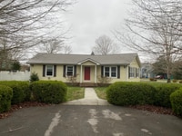 Building Photo - 391 Mortons Lake Rd