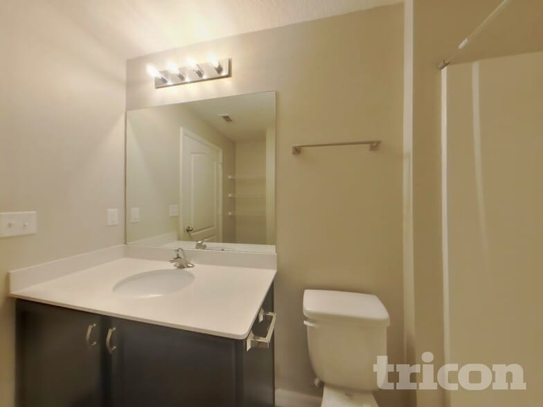 Building Photo - 866 N Fairbanks Dr