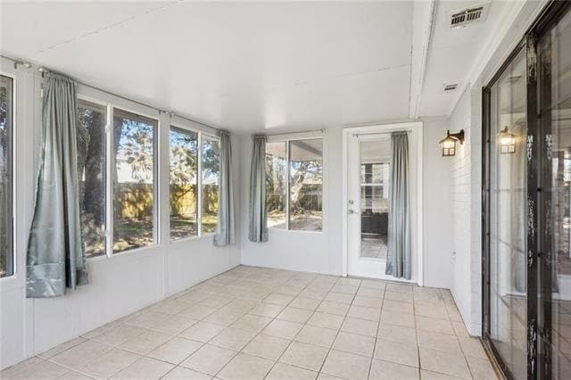 Building Photo - 111 Oakmont Dr