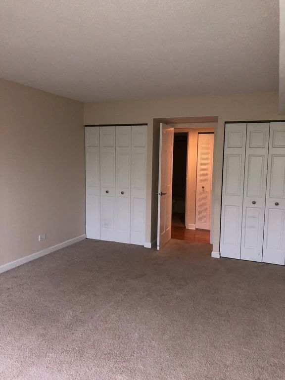 Building Photo - 13200 W Heiden Cir
