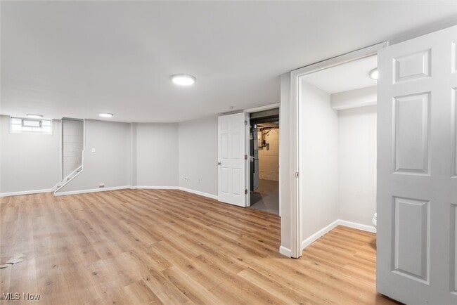 Building Photo - 3846 E Antisdale Rd