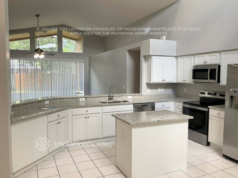 Building Photo - 18107 Sweet Jasmine Dr