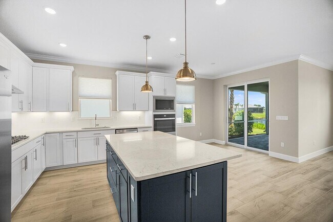 Building Photo - 8360 Beagle Ter