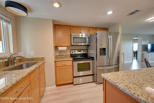 Building Photo - 333 S Patrick Dr