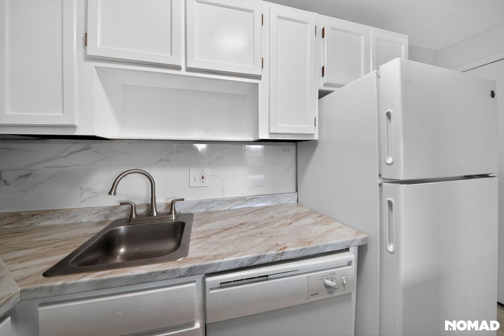 Building Photo - 1865 Fenton St