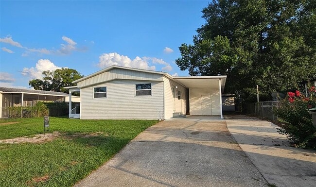 Primary Photo - 6910 Mediterranean Rd