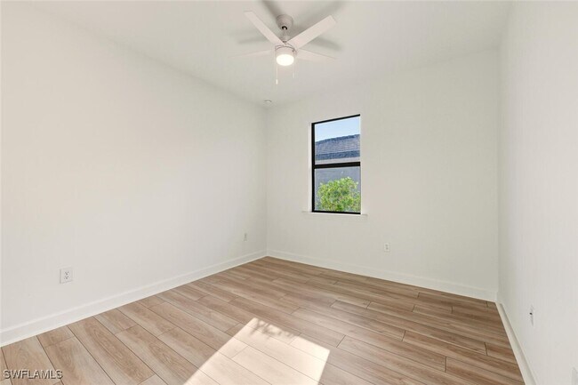 Building Photo - 1873 Amador Ct