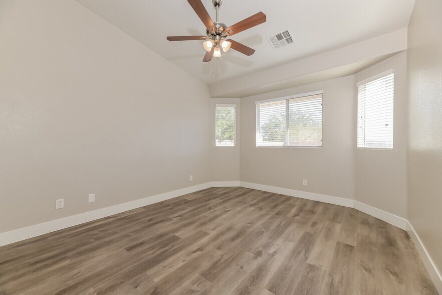 Building Photo - 3882 Winter Whitetail St