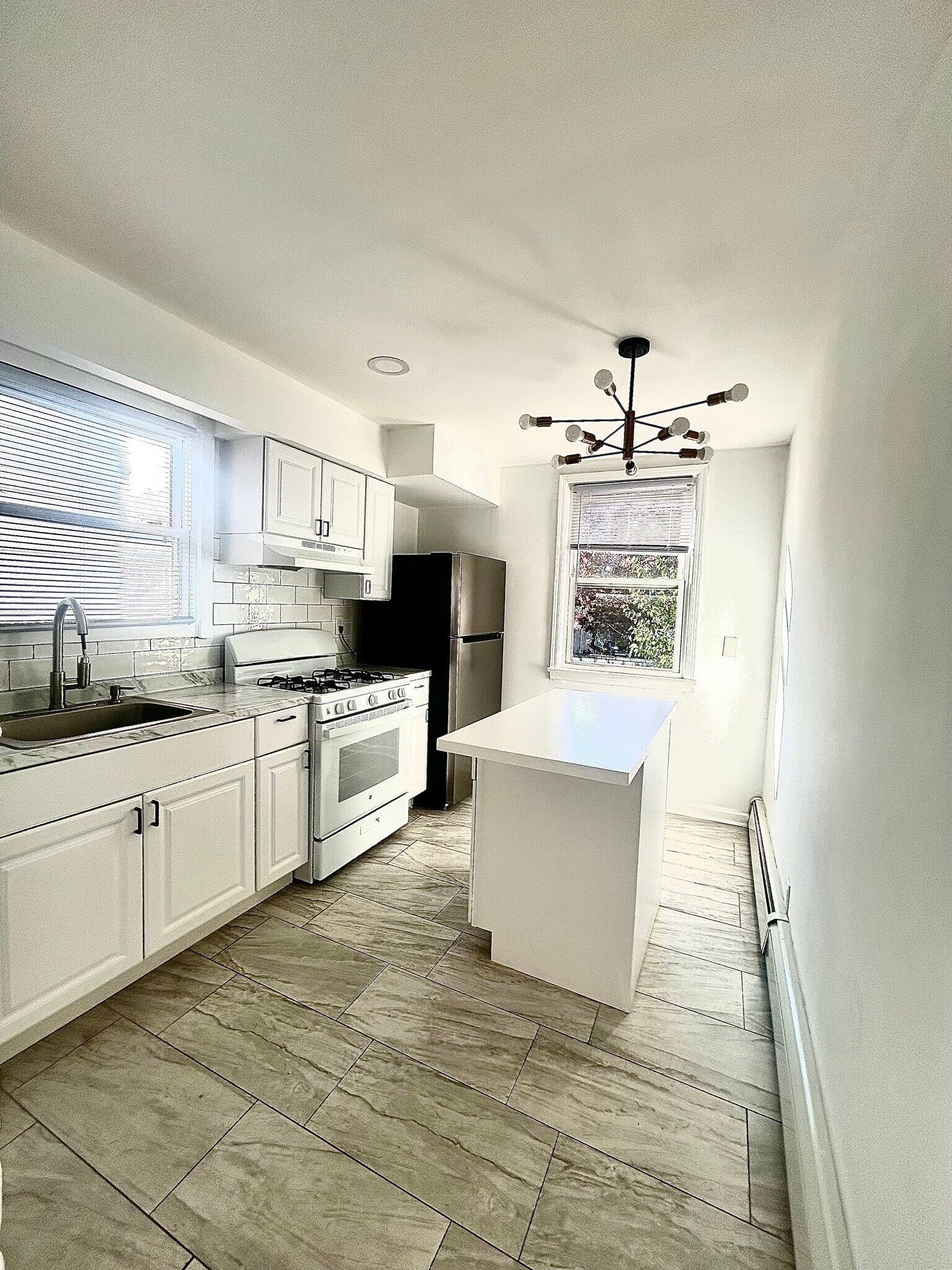 Kitchen - 205 N 16th St