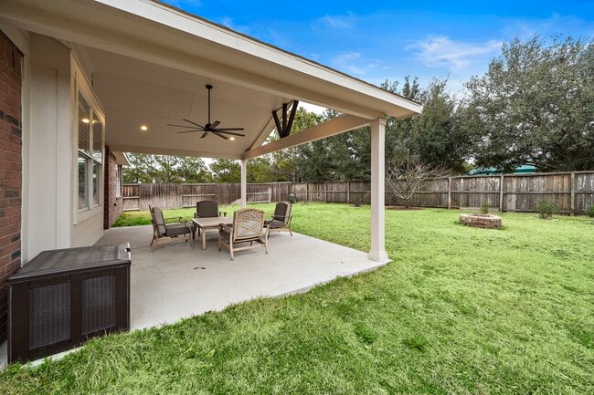 Building Photo - 25715 Abbotglen Ln